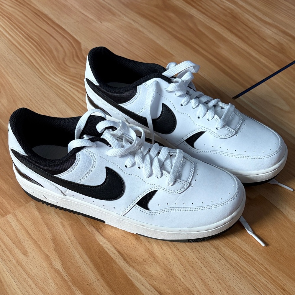 Nike Gamma Force Sneakers